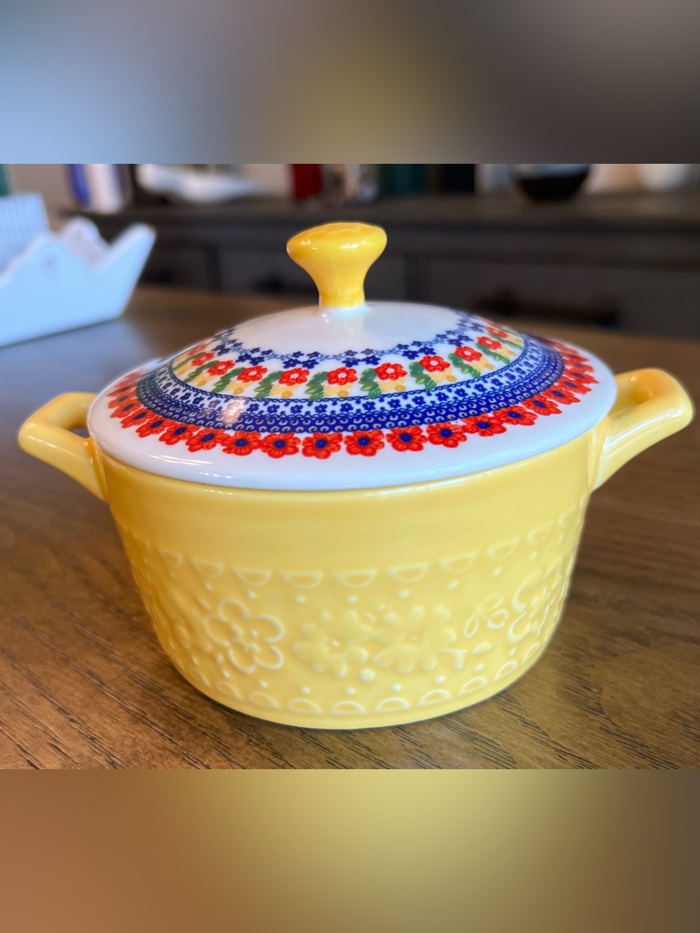 NWT Pioneer Woman Dazzling Dahlias Yellow Mini Casserole w/Lid Stoneware 14.4 oz